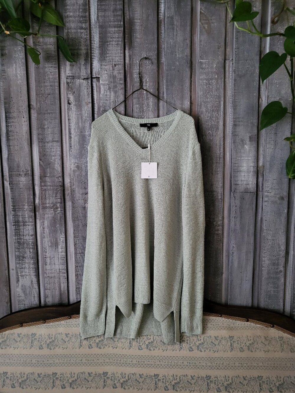 TAG Women Sage Green V Neck Marled Knit Pullover Sweater Large